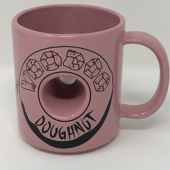 Voodoo doughnut mug pink with black print - Picture 1 of 6